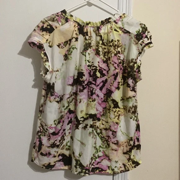 Calvin Klein tops - Picture 2 of 6